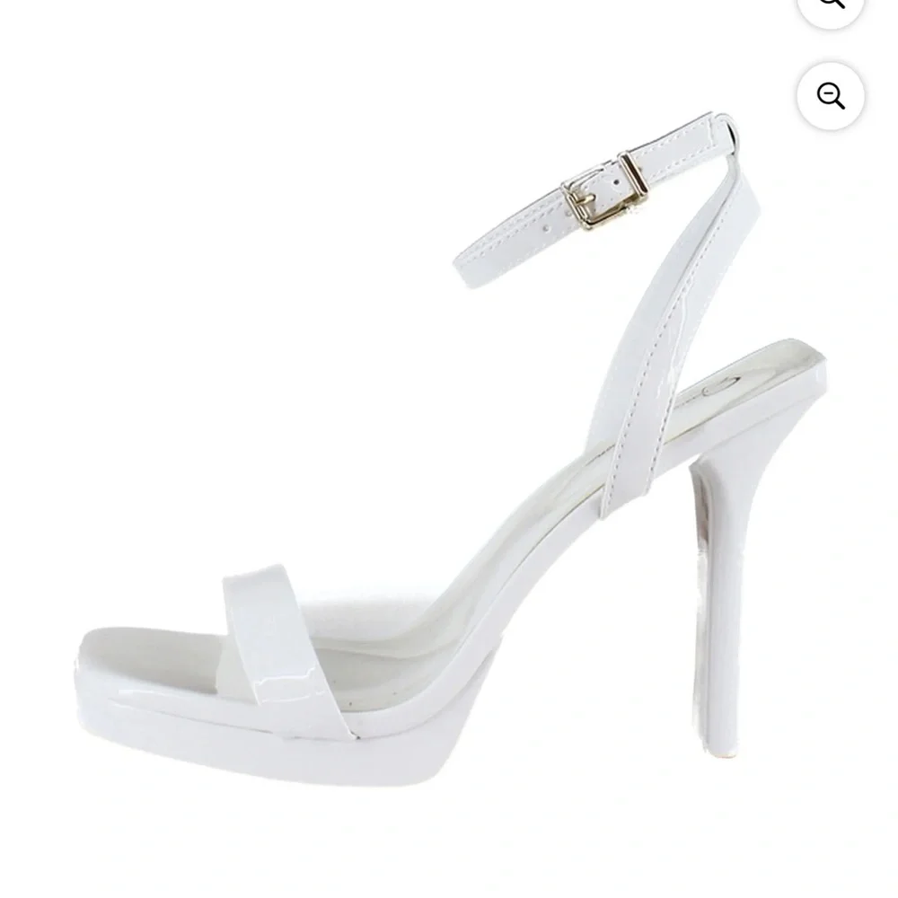 Jessica Simpson White Platform Heels - Picture 7 of 9